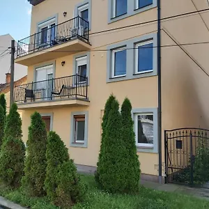  Apartman Place